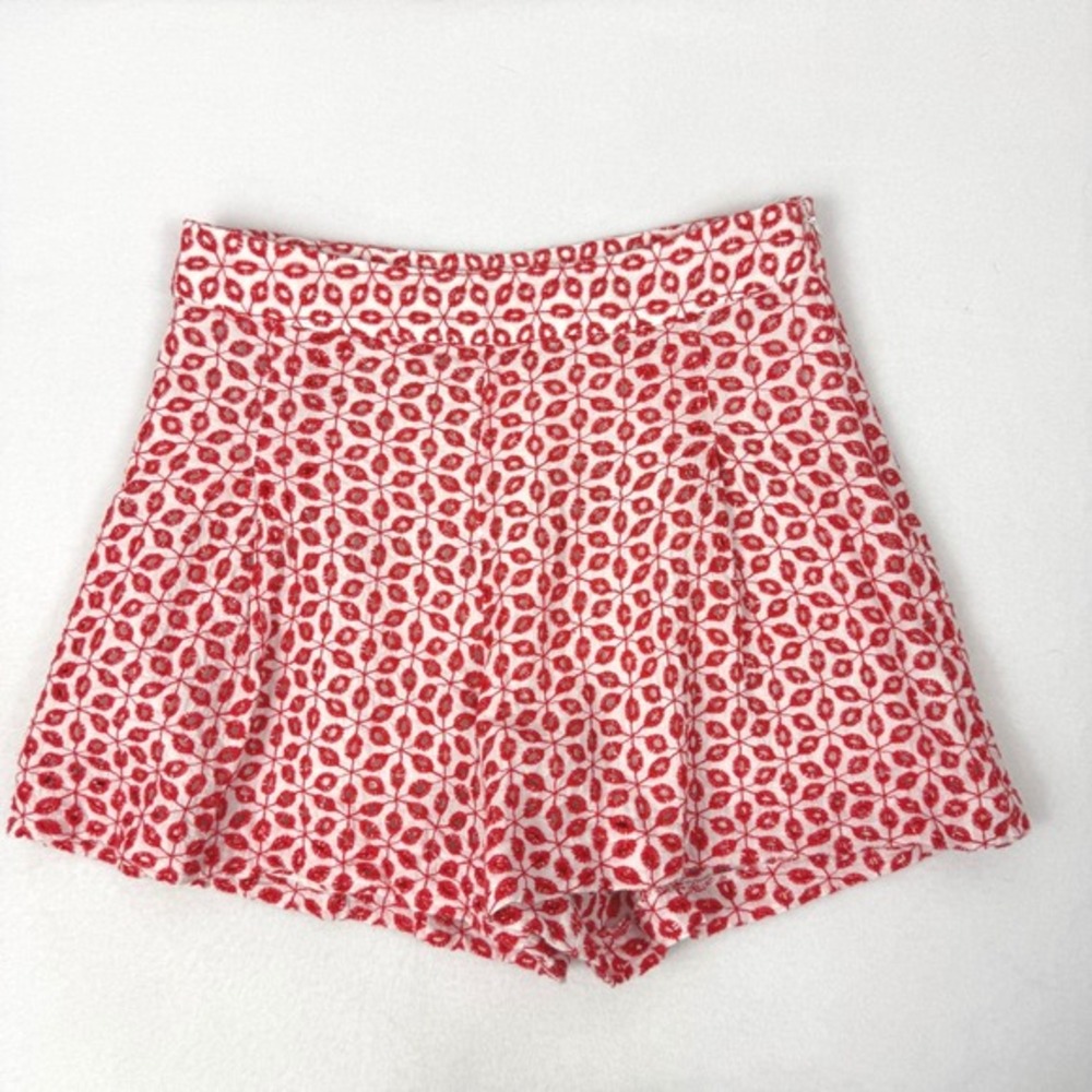 Cremieux Red White Shayla Eyelet High Rise Skirted Shorts Size 2